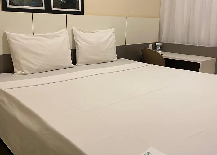Hotel H2 Congonhas